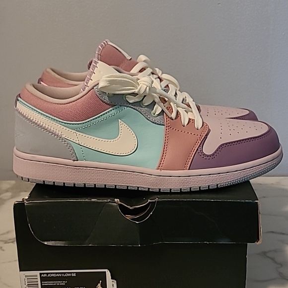Air Jordan 1 Low SE Easter Pastel Mens 9.5 Athletic Basketball Sneakers Nike main image 6